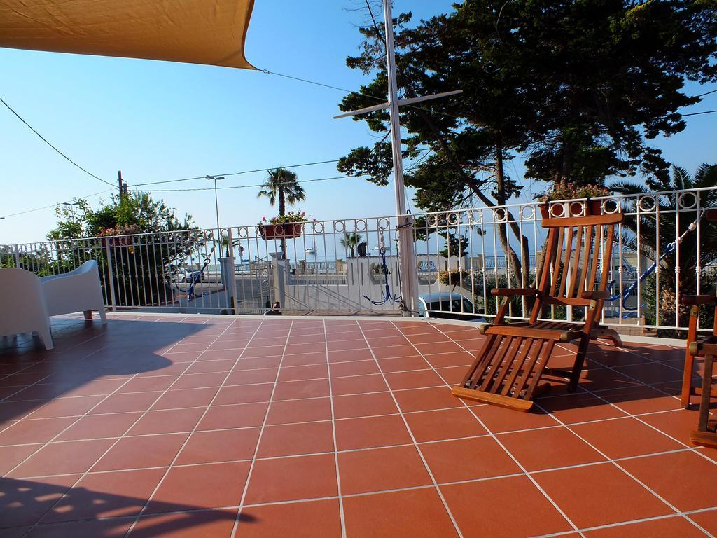 B&B Villa Sul Mare Мелито-ди-Порто-Сальво Экстерьер фото